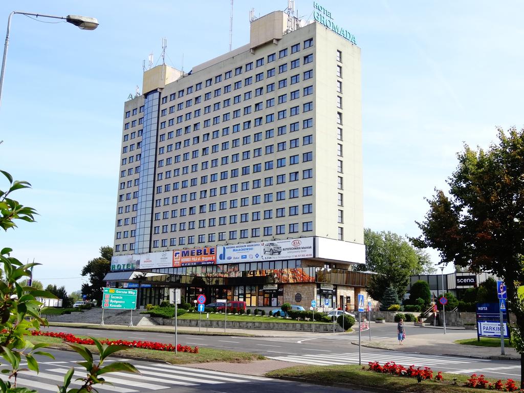 Hotel Gromada Pila