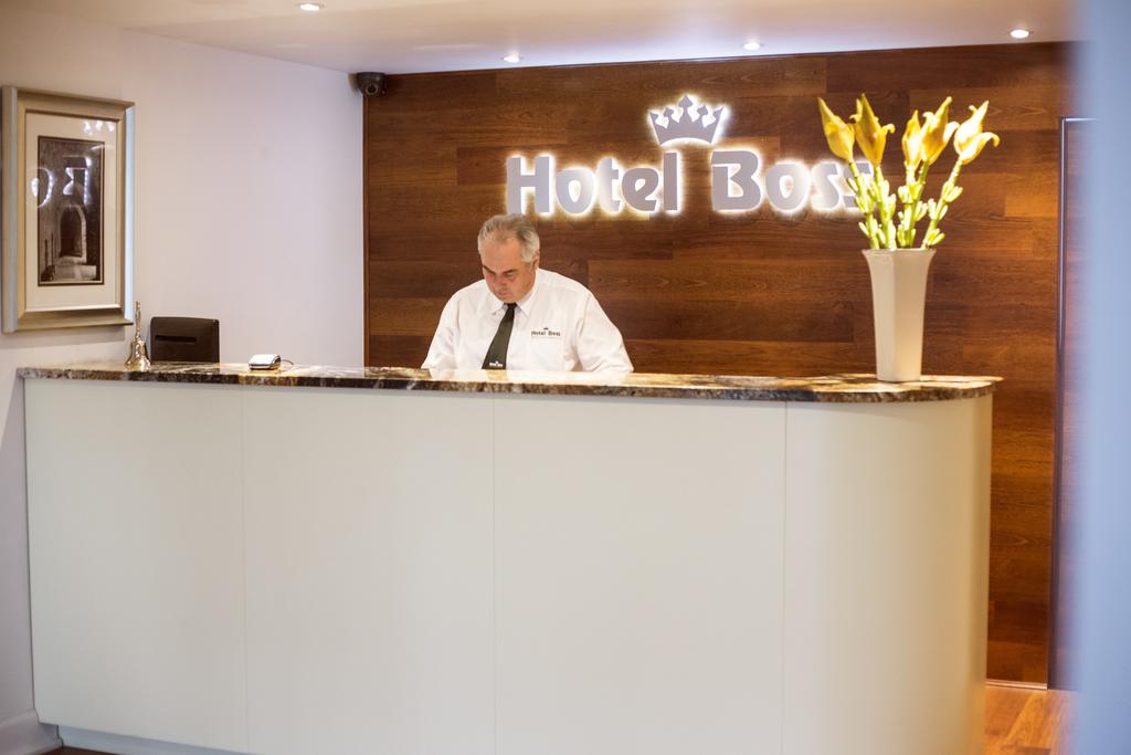 Hotel Boss