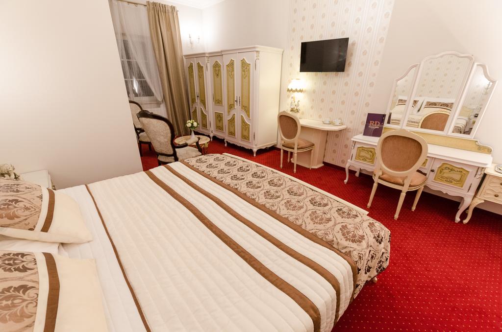 Hotel Prestiż Radosny Dwór