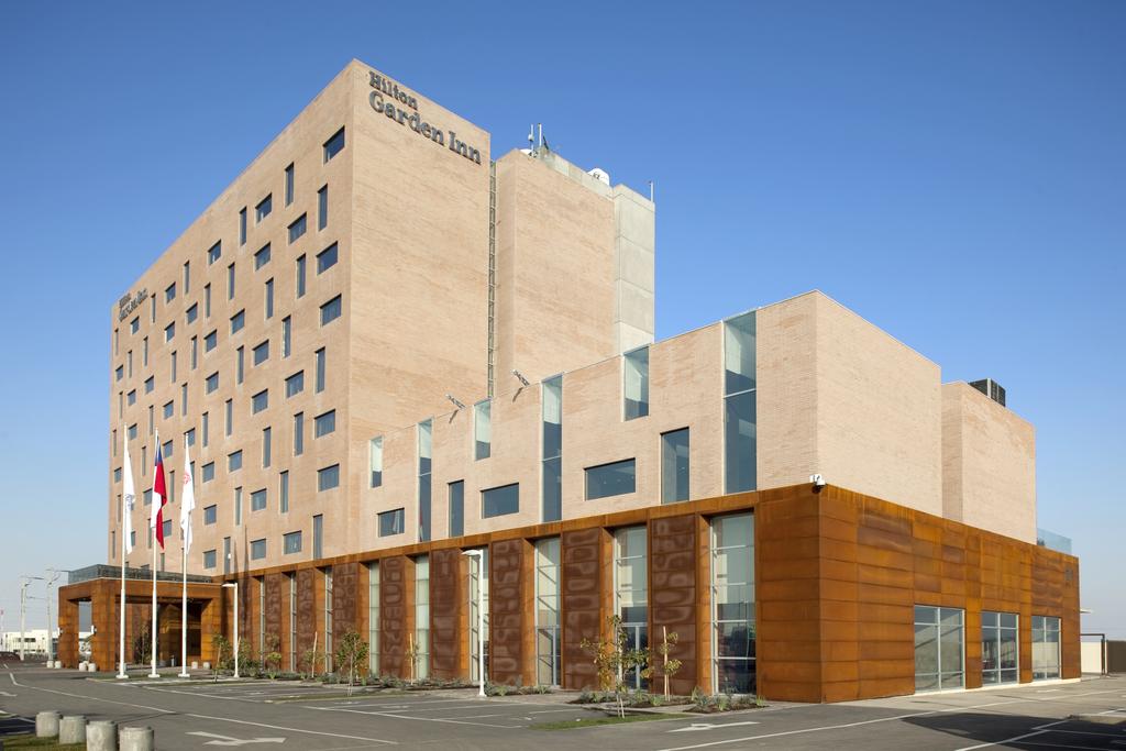 Hilton Garden Inn Santiago - Airport