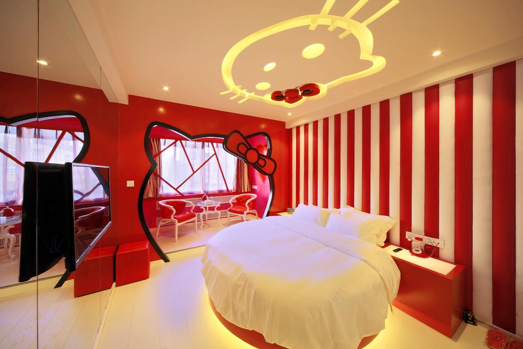 Yinchuan Love Space Theme Hotel