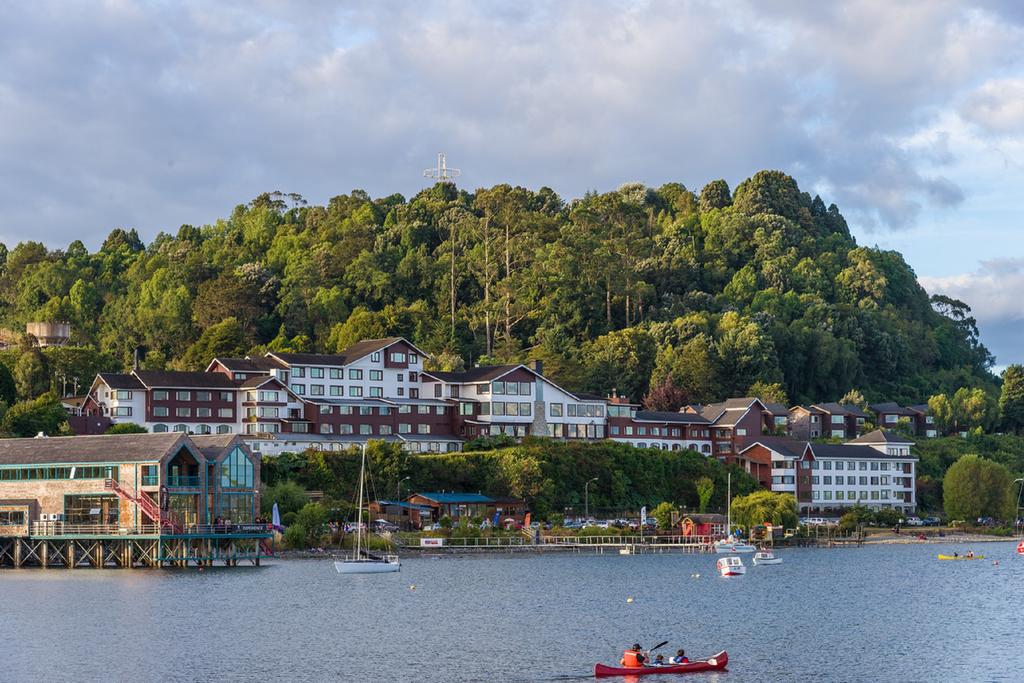 Cabana del Lago Hotel