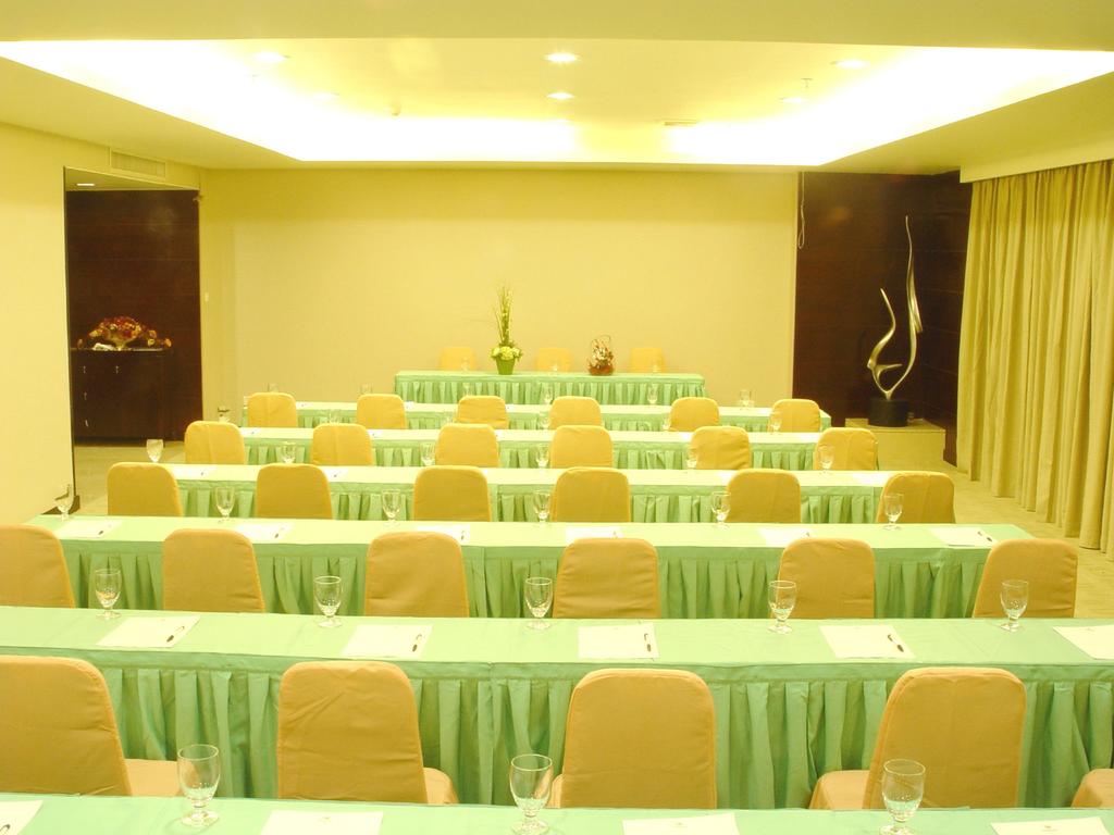 Dongguan Expo Business Hotel