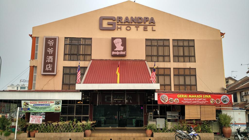 Grandpa Hotel