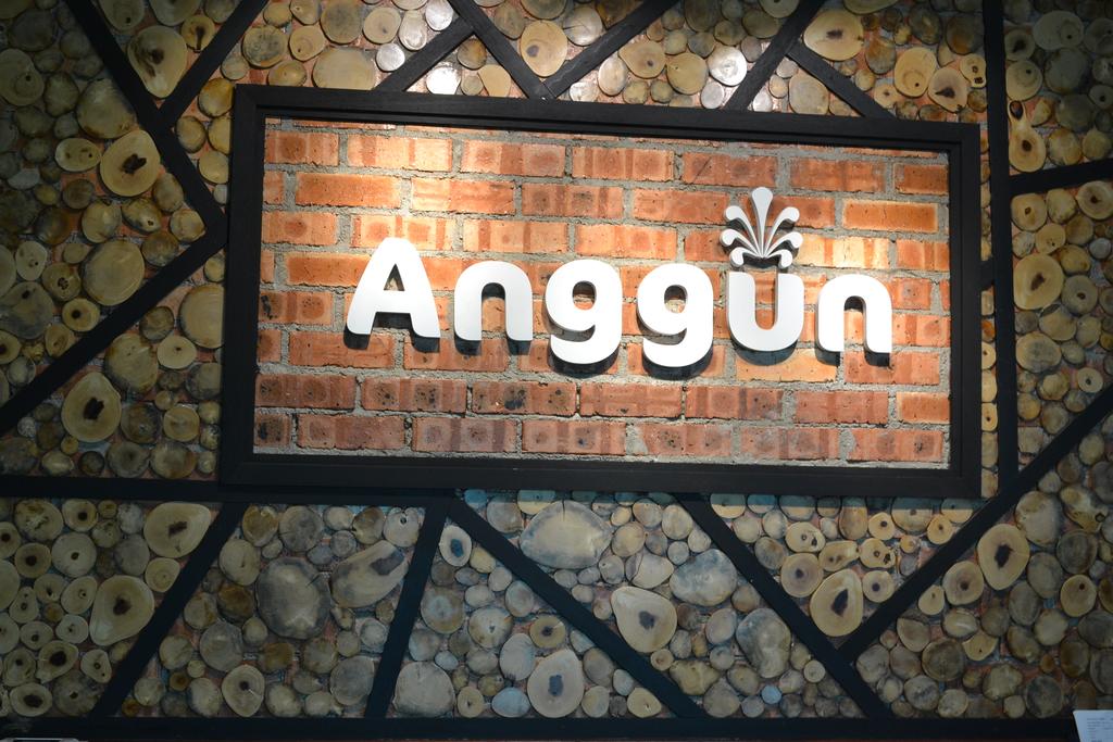 Anggun Hotel