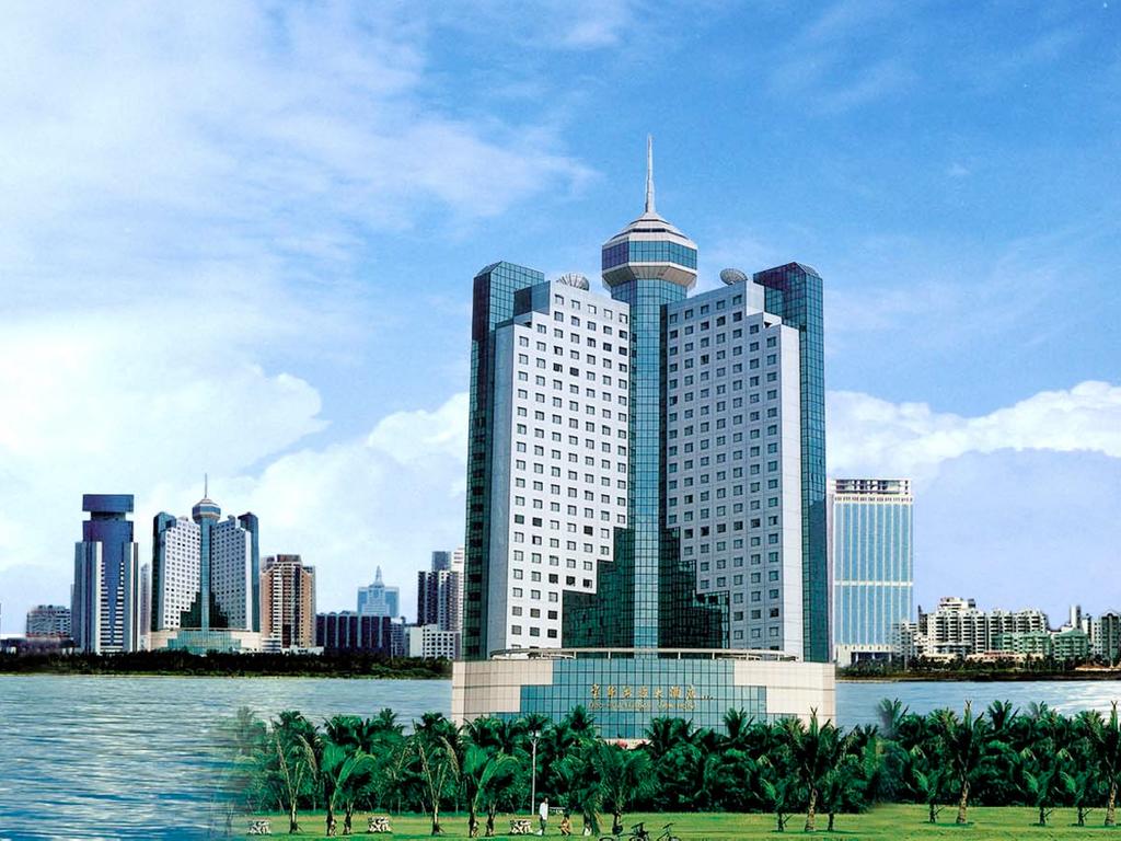 Bao Hua Harbour View Hotel