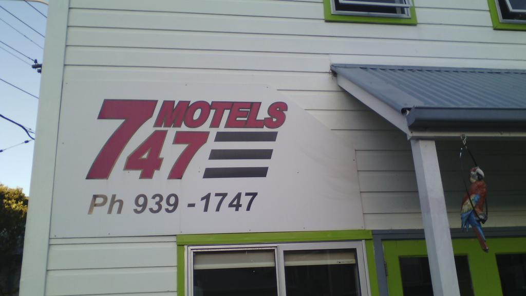 747 Motel and Car Hire