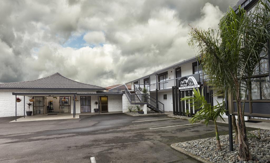 Ellerslie Palms Motel