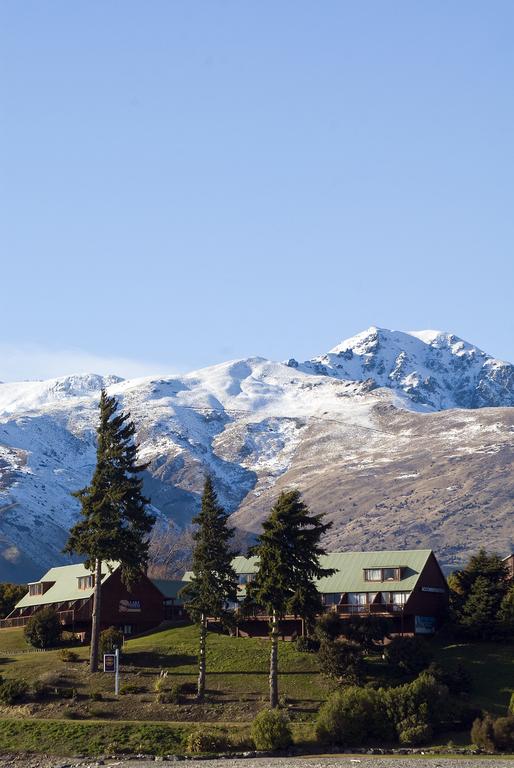 Lake Hawea Hotel