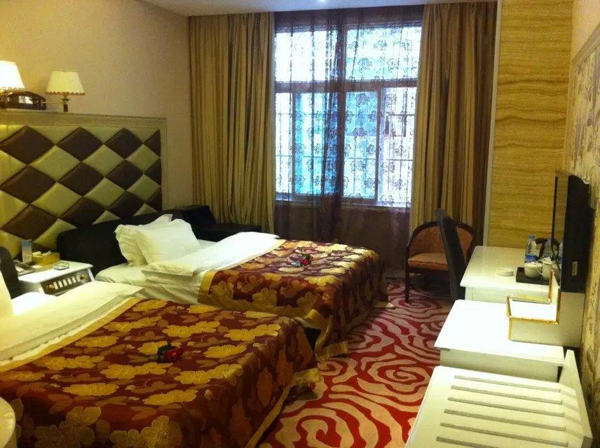 Xingyi Shenxi Hotel