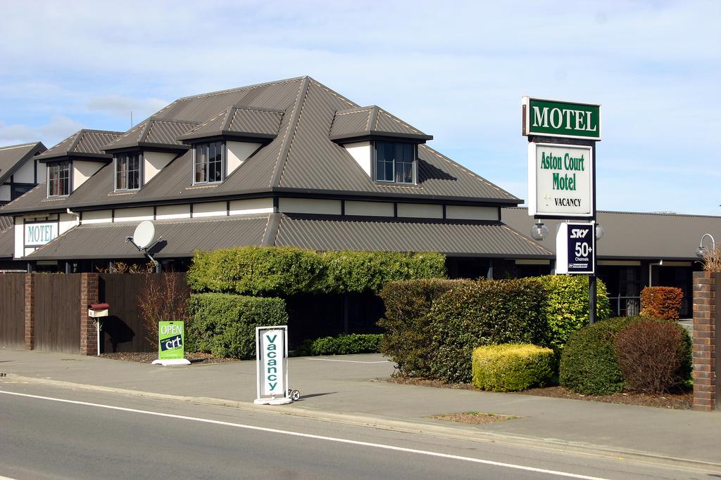 Aston Court Motel