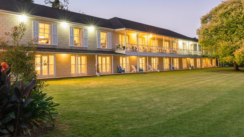 Discovery Settlers Hotel Whangarei