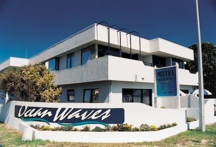 Ocean Waves Motel