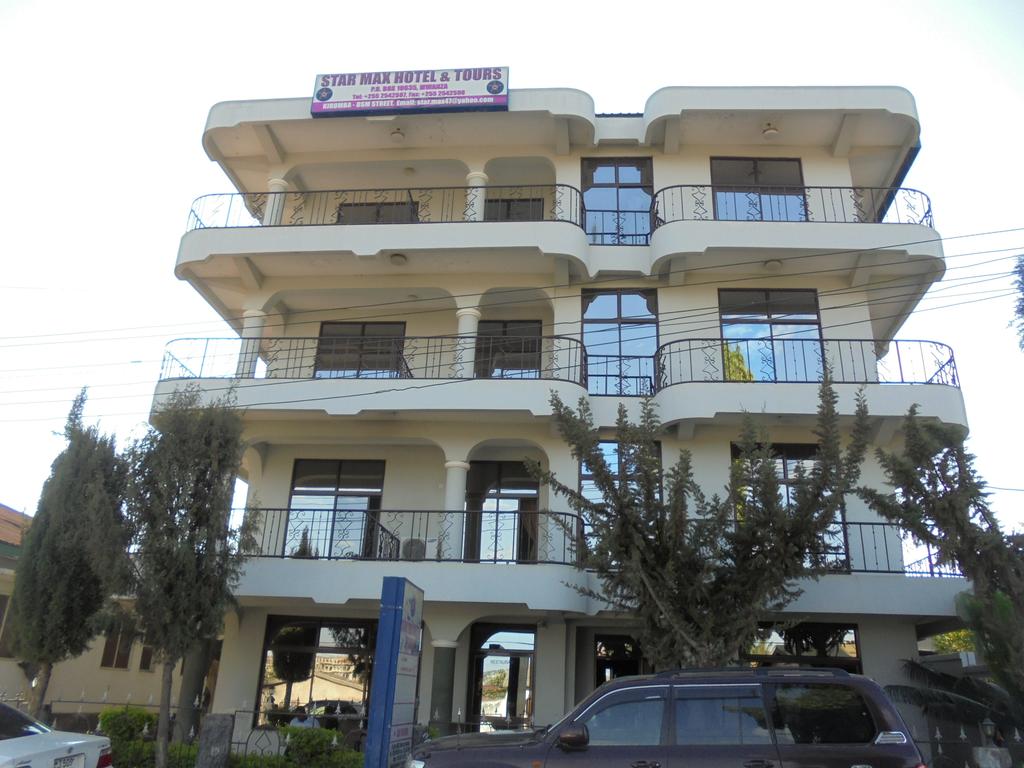 Starmax Hotel and Tours