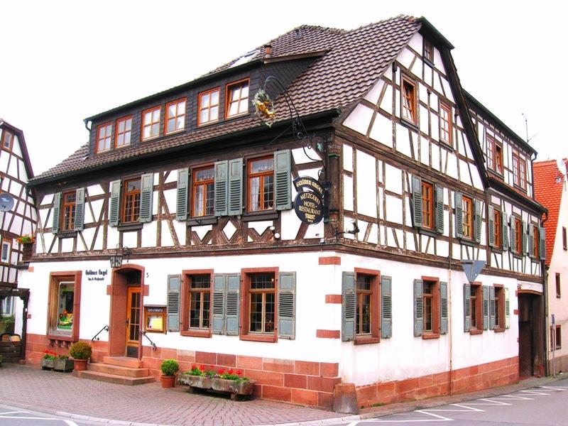 Goldner Engel - Restaurant - Hotel - Metzgerei