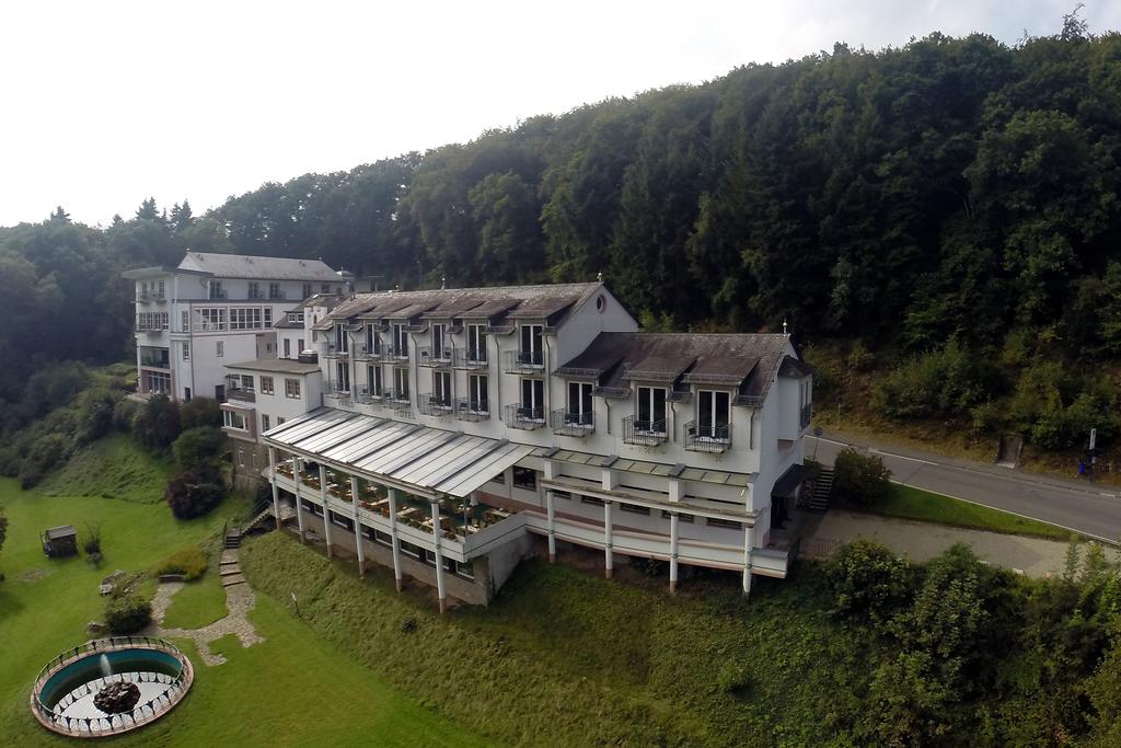 AKZENT Waldhotel Rheingau