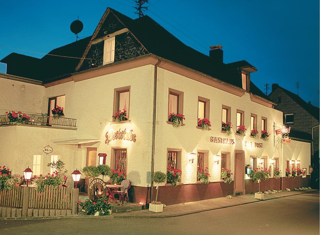 Hotel zur Post - Burg an der Mosel