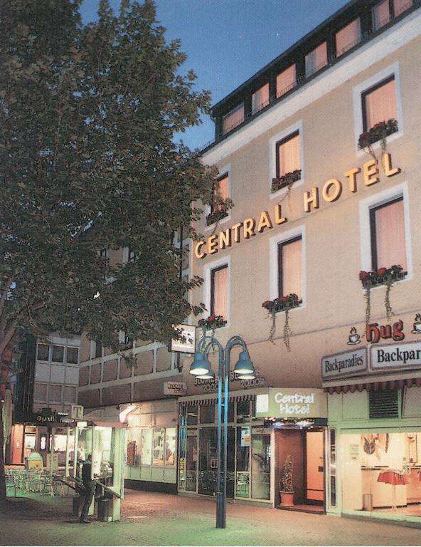 Central Hotel