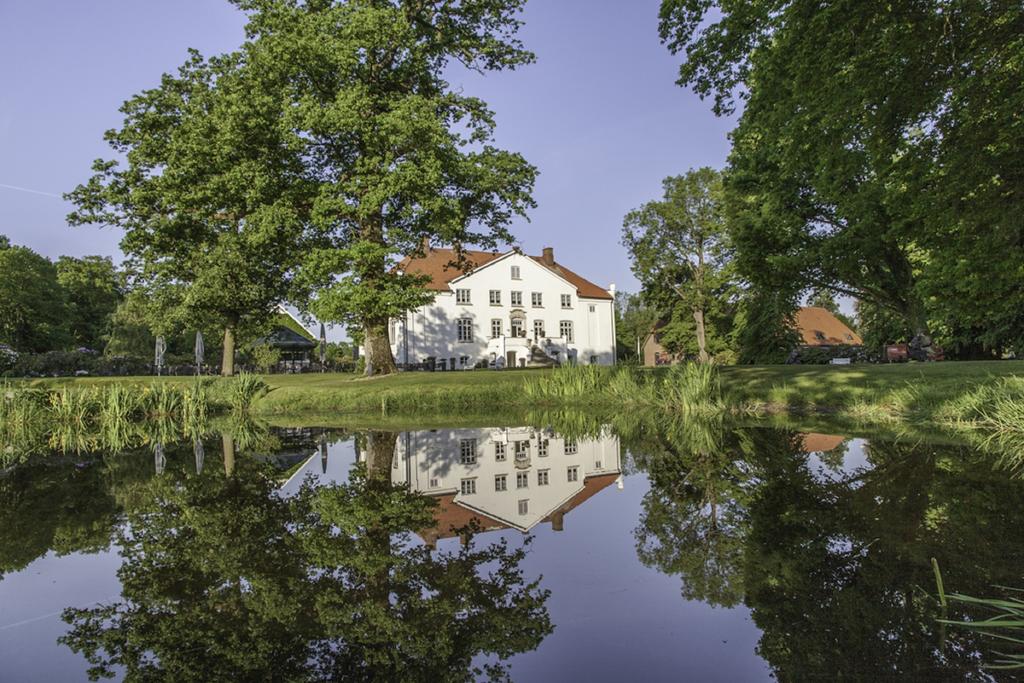 Hotel and Gästehaus Gut Kaden