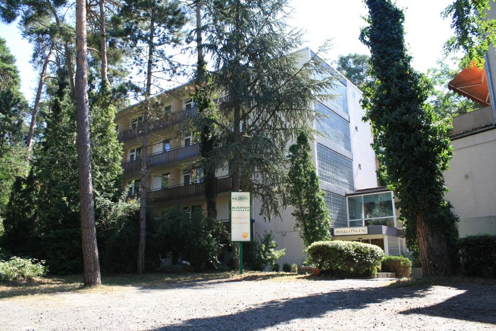 Waldhotel