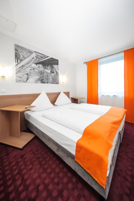 McDreams Hotel Wuppertal City