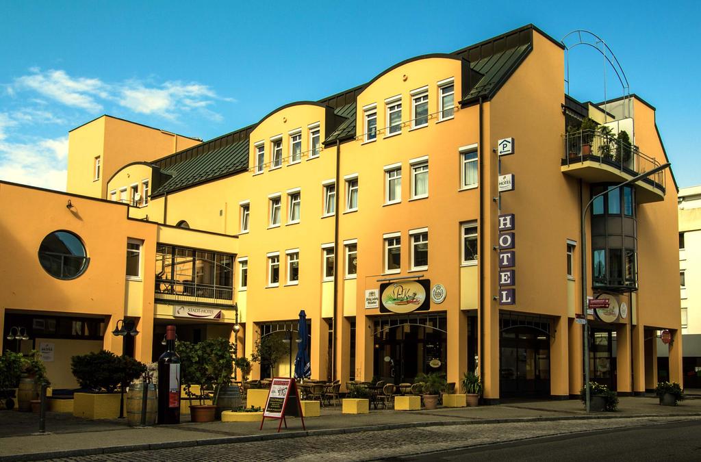 Stadt Hotel