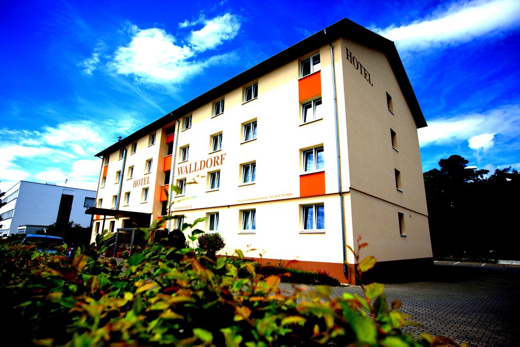 Airport Hotel Walldorf - Inh Cetrico GmbH