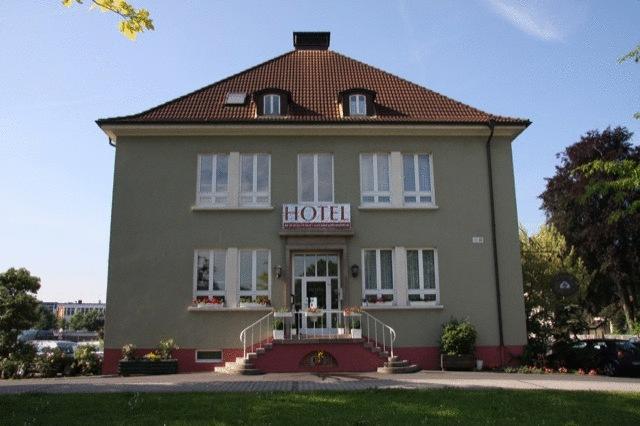 Hotel Pfaffenmühle Aschaffenburg- Damm