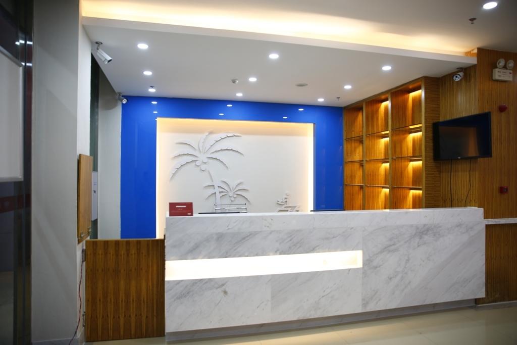 Elan Hotel Sanya First Market