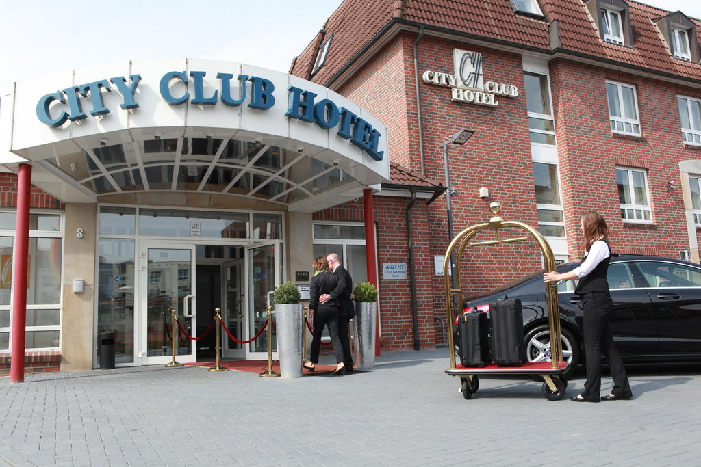 City Club Hotel