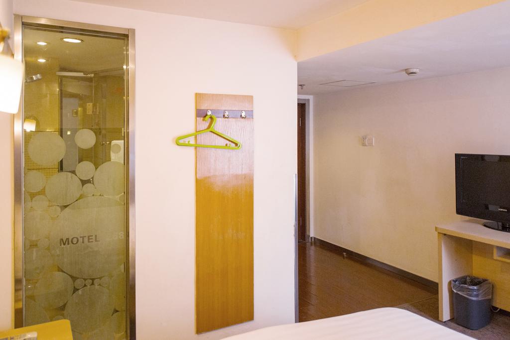 Motel Shanghai Jiading Bole Road