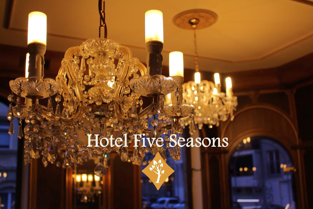 Hotel Five Seasons