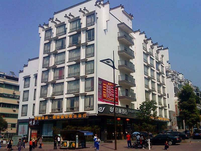 Junlin Hotel