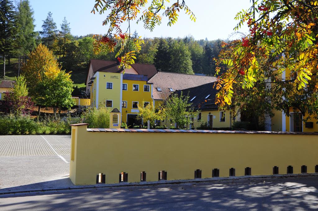 Hotel Schlossresidenz Heitzenhofen