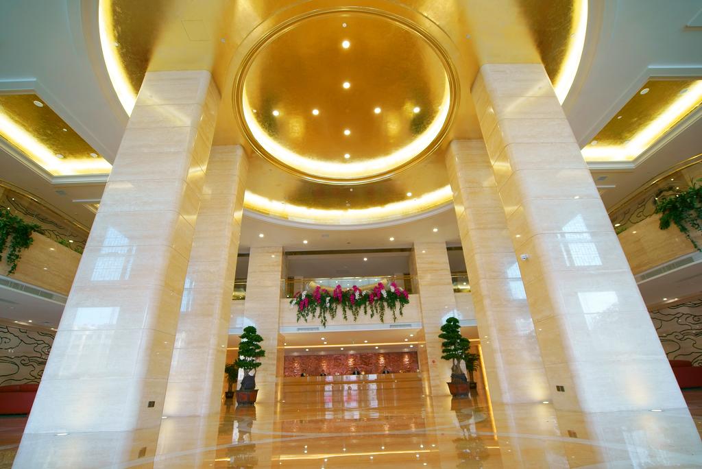 Weihai Long Yue Intl Hotel