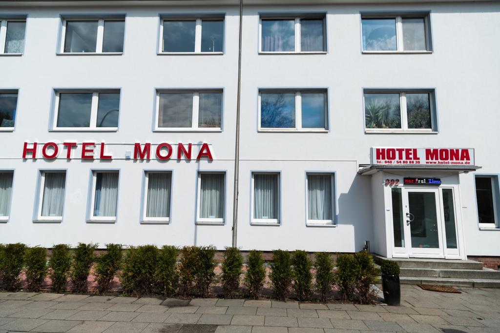 Hotel Mona