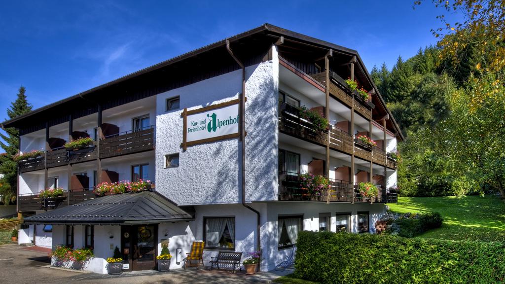 Kur und Ferienhotel Alpenhof