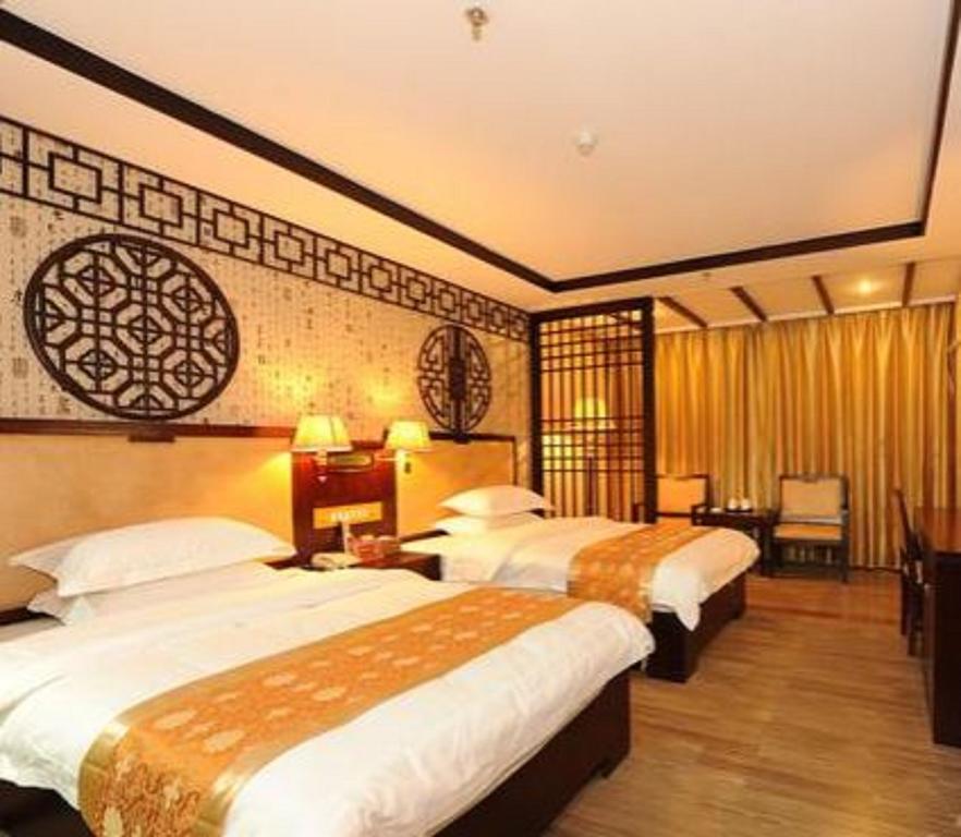 Guangxi Yulin Shenghao Business Hotel