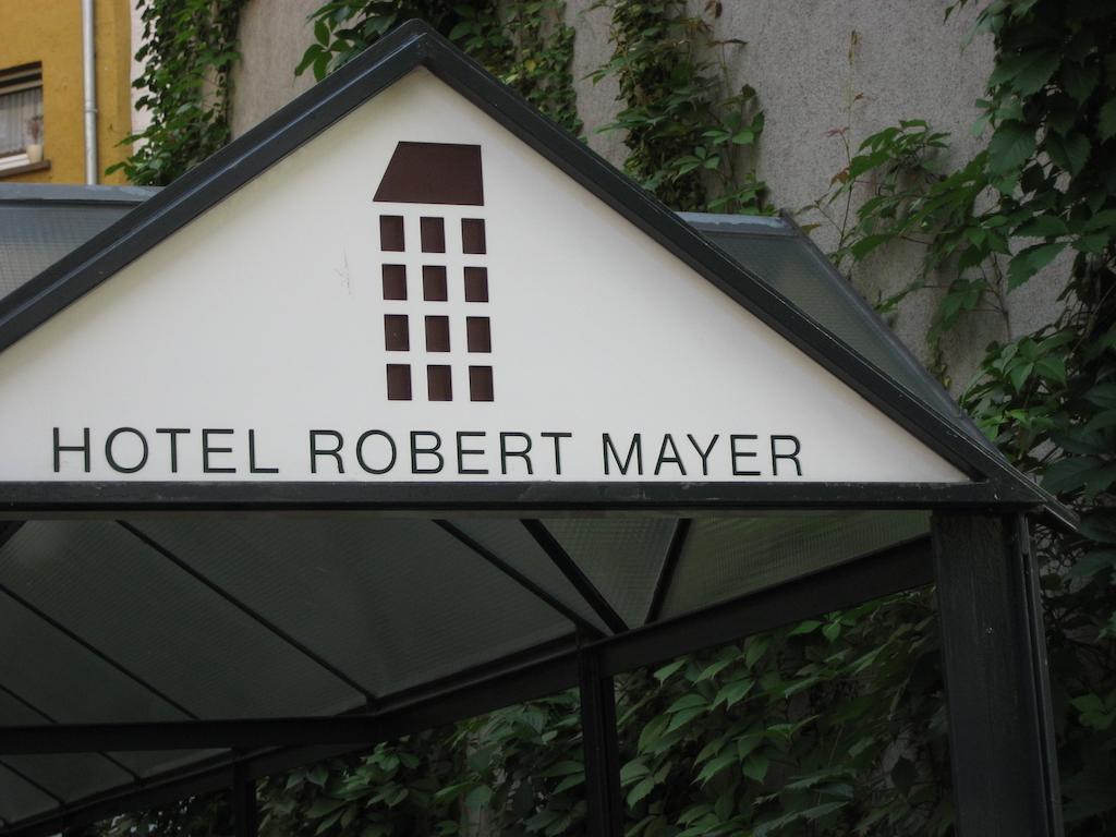 Hotel Robert Mayer