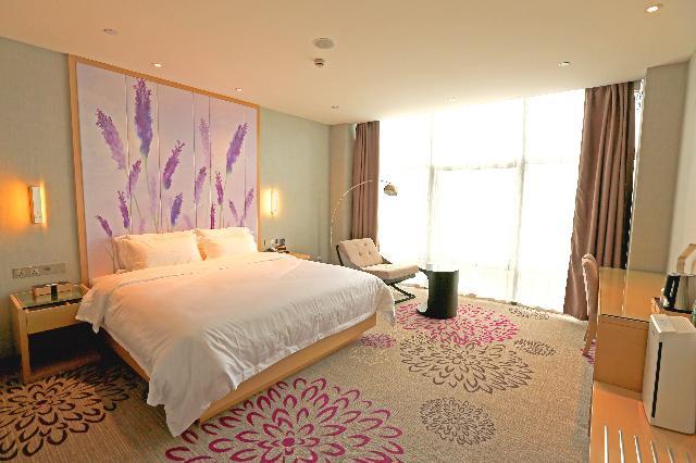 Lavande Hotel Taixing Jiangping Road