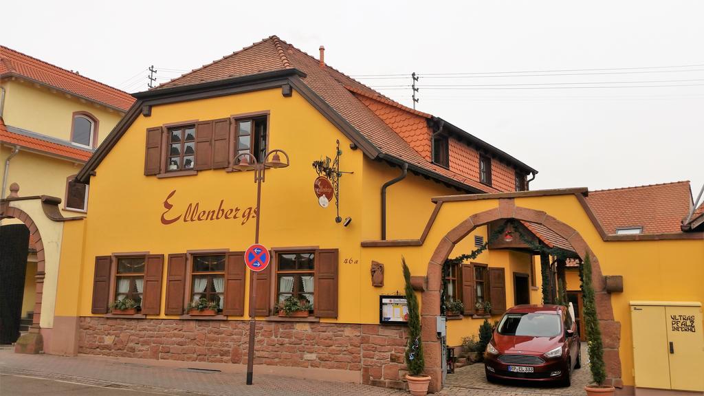 Ellenbergs Restaurant and Hotel