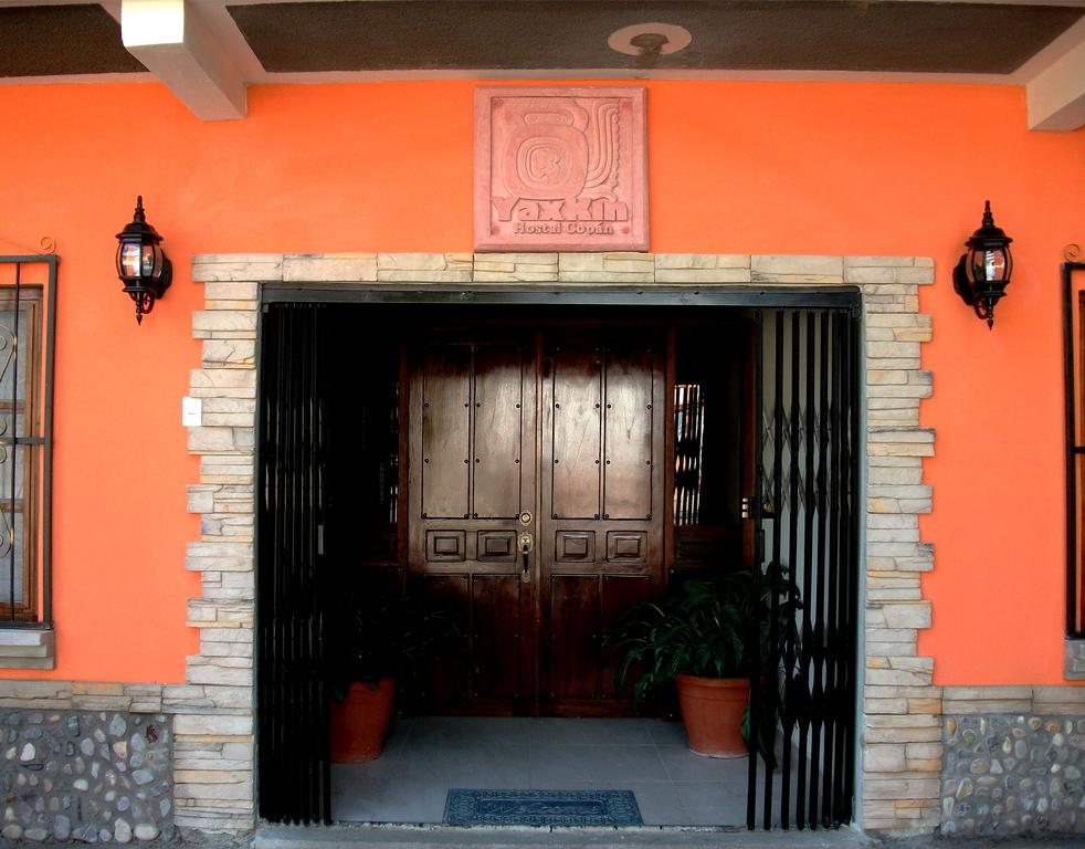 Hotel and Hostal Yaxkin Copan