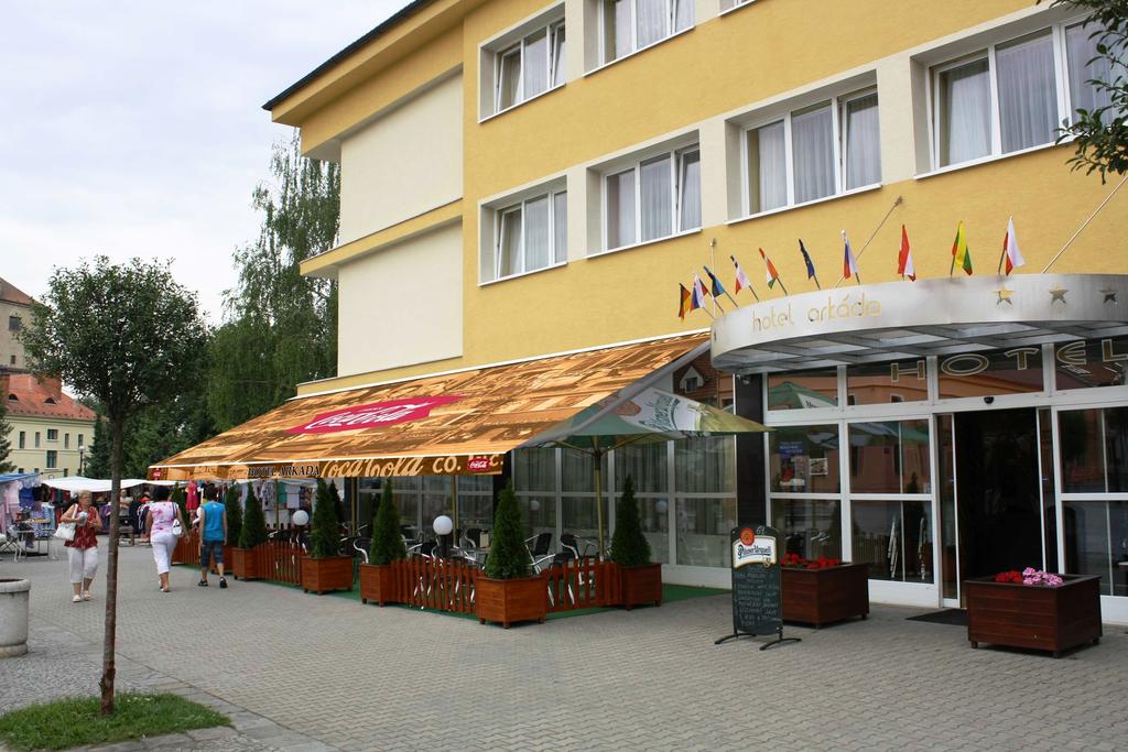 Arkada Hotel