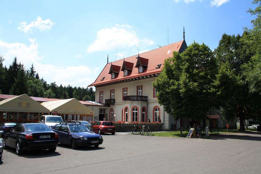 Hotel Mezní Louka