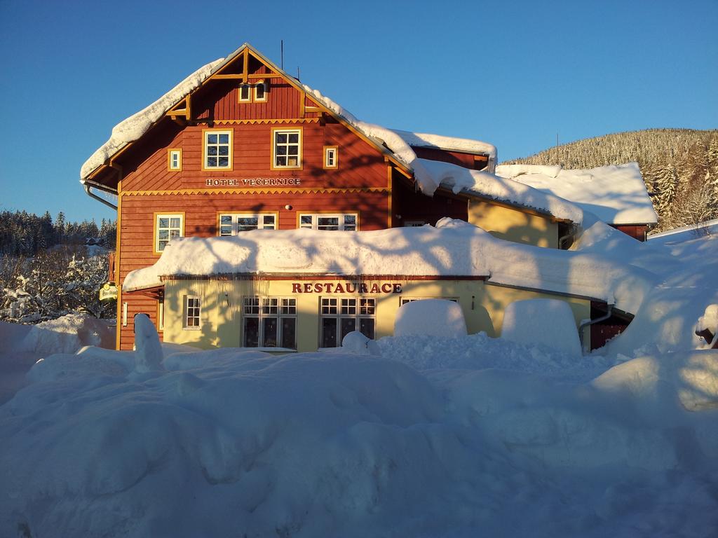 Hotel Večernice