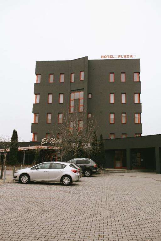 Hotel Plaza