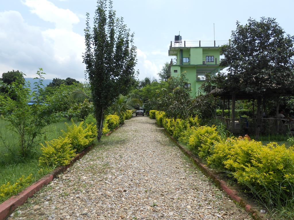 Rapti Village Resort