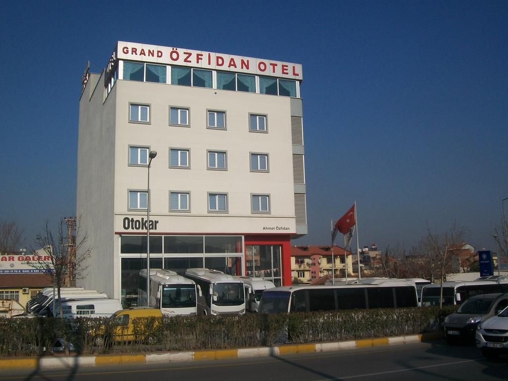 Grand Ozfidan Hotel