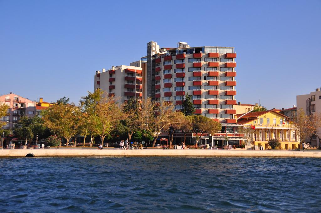 Akol Hotel