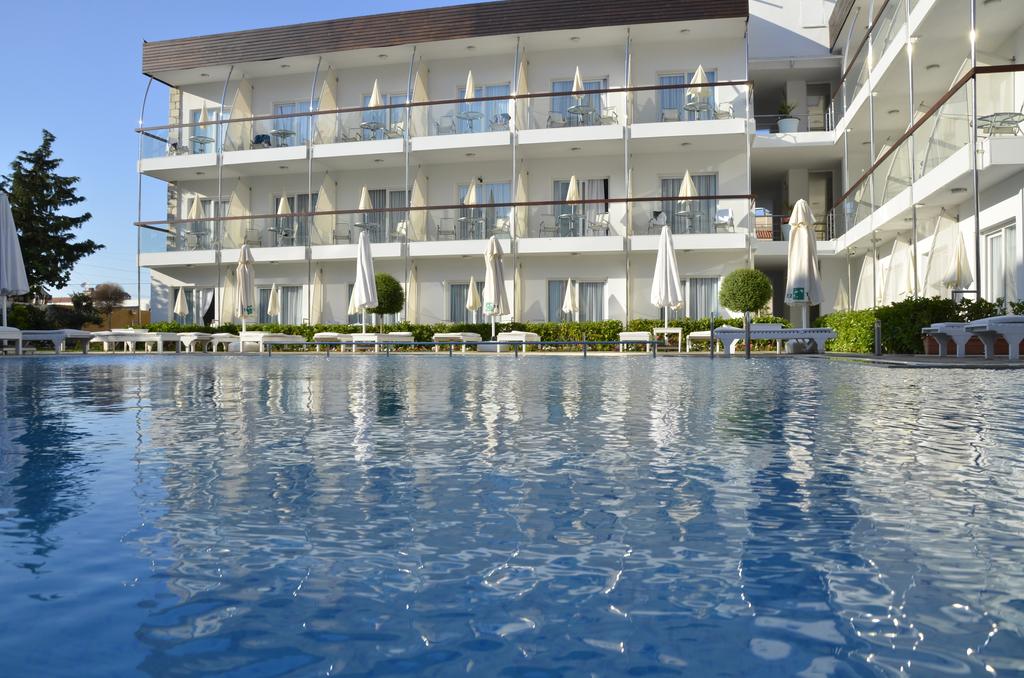 Hotel Yeni